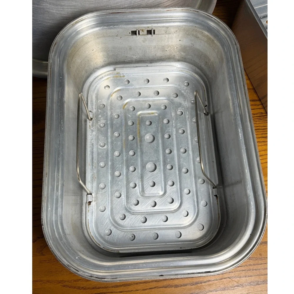 Vintage Wear-Ever Aluminum Roaster Steamer Set: No 825-LR 825-FR Made in USA